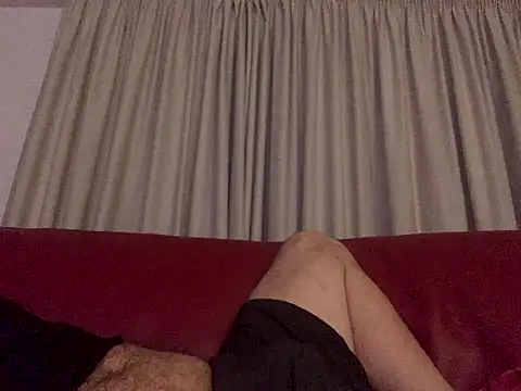 IL GINECOLOGO  online show from December 2025 01:15:02 AM