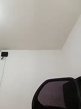 Snapshot of whitegirl0122 chatting on November 2025 08:23:02 PM whitegirl0122 online show from November 2025 08:23:02 PM