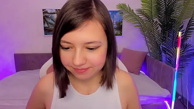 Lina Brownie online show from March 2025 05:07:01 AM