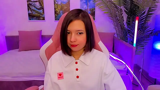 Lina Brownie online show from February 2025 01:53:01 AM