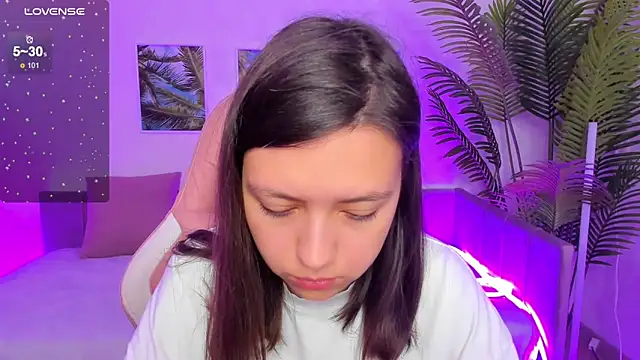 Lina Brownie online show from October 2025 02:46:02 AM