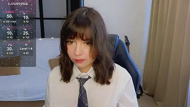 Snapshot of Lina_Brownie chatting on December 2025 04:47:01 AM Lina Brownie online show from December 2025 04:47:01 AM