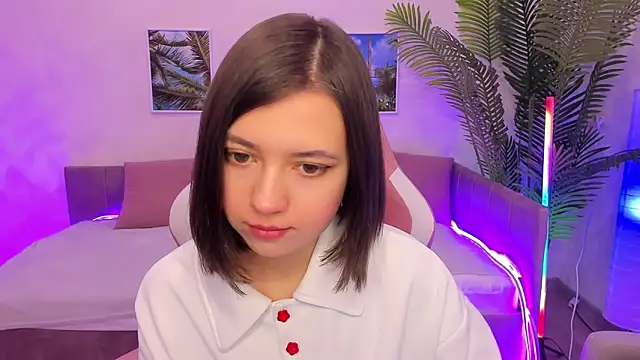 Lina Brownie online show from February 2025 01:41:02 AM