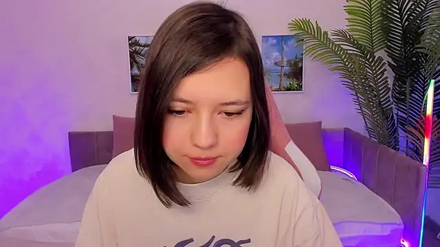 Lina Brownie online show from February 2025 01:44:02 AM