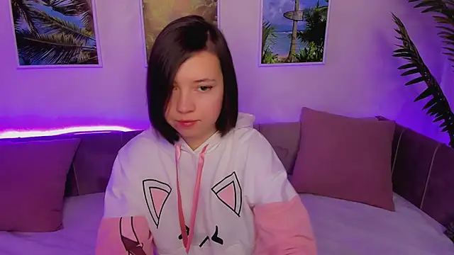 Lina Brownie online show from January 2025 02:11:02 AM
