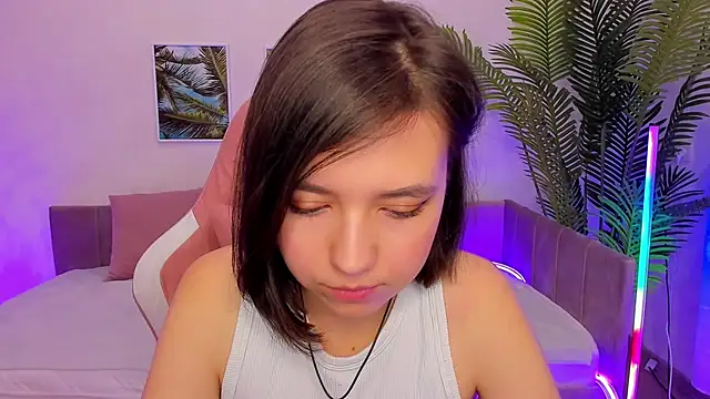 Lina Brownie online show from February 2025 05:03:01 AM