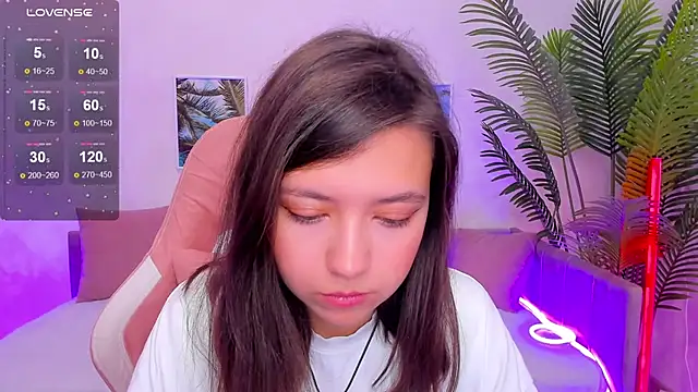 Lina Brownie online show from October 2025 02:26:01 AM