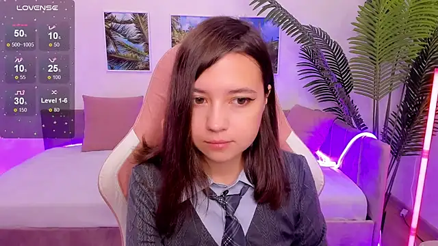 Lina Brownie online show from September 2025 02:29:02 AM