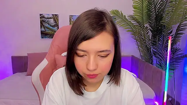 Lina Brownie online show from February 2025 01:57:02 AM