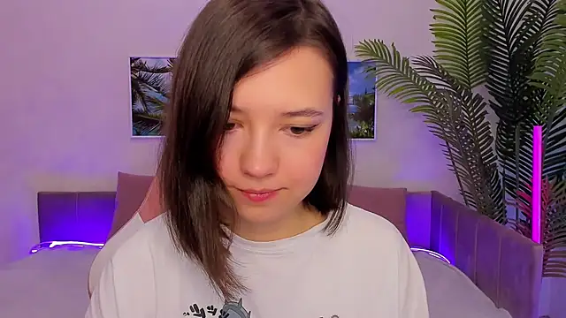 Lina Brownie online show from March 2025 02:28:02 AM