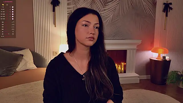 Miley Smile online show from December 2025 05:53:02 AM