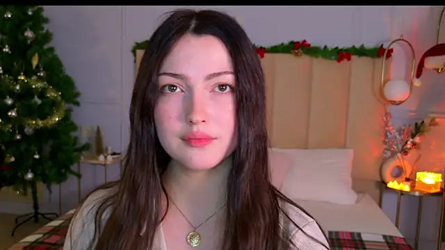 Miley Smile online show from December 2024 04:29:02 PM