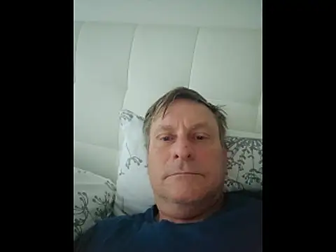 johnnym1 online show from February 2026 06:55:02 AM