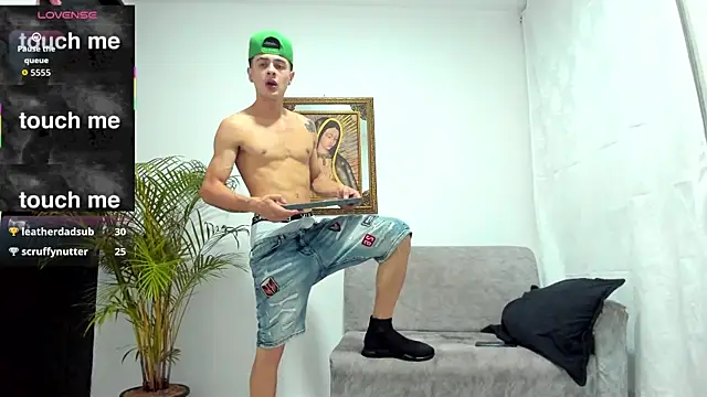 JuniorMorris  online show from November 2025 11:16:02 PM