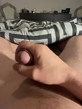 moi seul online show from February 2025 11:37:02 PM