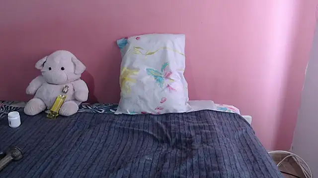 Susanlover online show from November 2025 02:27:02 PM