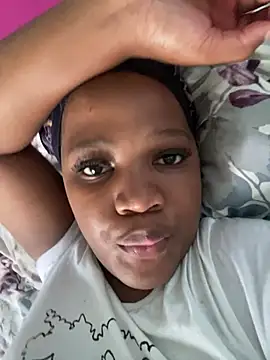 Snapshot of LootL chatting on March 2025 10:49:01 AM LootL online show from March 2025 10:49:01 AM