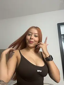 madison little  online show from November 2025 02:55:02 PM