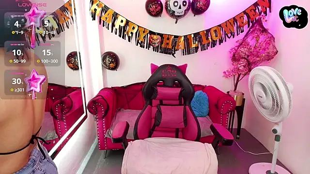 Miss dolly  online show from November 2025 12:31:01 PM