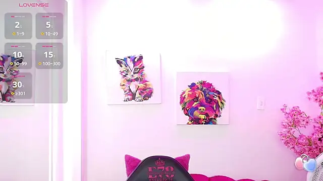 Snapshot of Miss_dolly_ chatting on October 2025 12:28:01 PM Miss dolly online show from October 2025 12:28:01 PM