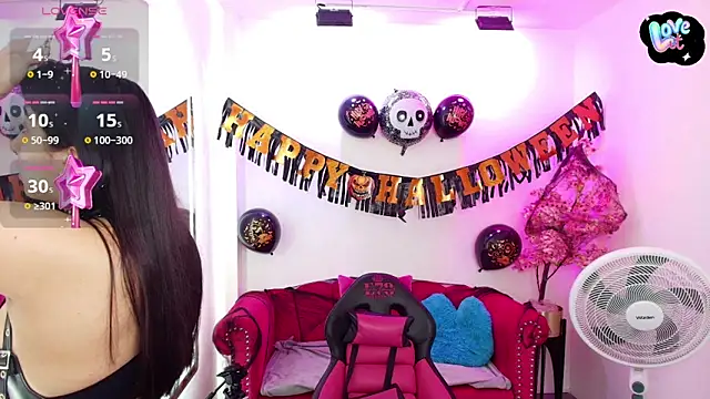 Miss dolly  online show from October 2025 12:25:02 PM