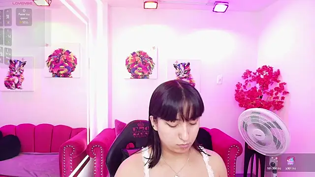 Miss dolly  online show from May 2026 12:22:01 PM