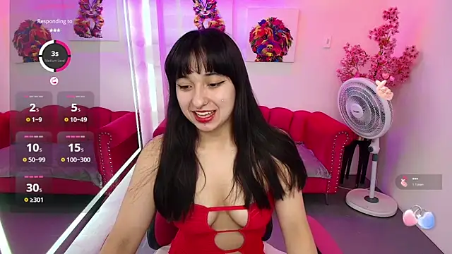 Snapshot of Miss_dolly_ chatting on September 2025 12:44:02 PM Miss dolly online show from September 2025 12:44:02 PM