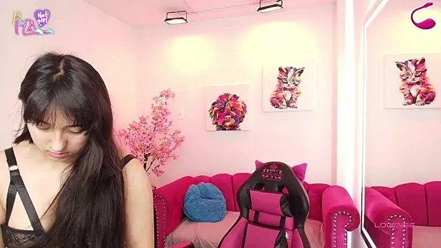 Miss dolly  online show from January 2026 12:08:02 PM