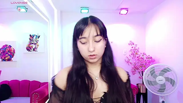 Miss dolly  online show from March 2026 01:00:01 PM