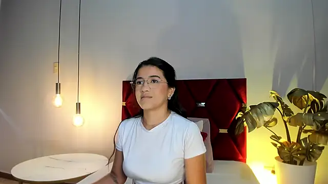 LeaahCarter online show from October 2025 05:59:01 PM