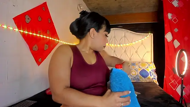 Elettrahot  online show from February 2026 05:26:01 AM