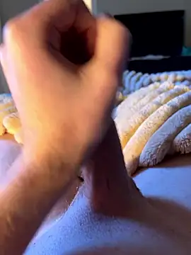 Snapshot of 40Cakes chatting on December 2024 10:46:01 PM 40Cakes online show from December 2024 10:46:01 PM