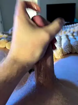 Snapshot of 40Cakes chatting on December 2024 03:36:01 PM 40Cakes online show from December 2024 03:36:01 PM