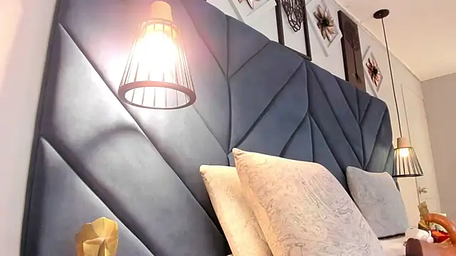 Snapshot of sarita_hills chatting on February 2026 04:32:01 AM sarita hills online show from February 2026 04:32:01 AM