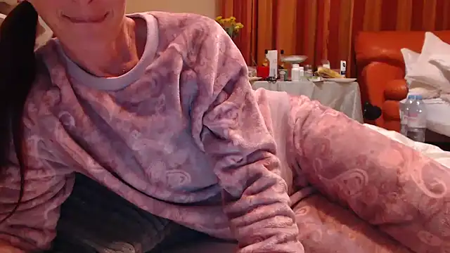 Snapshot of LovelyAndraGirl chatting on September 2025 12:28:01 AM LovelyAndraGirl online show from September 2025 12:28:01 AM