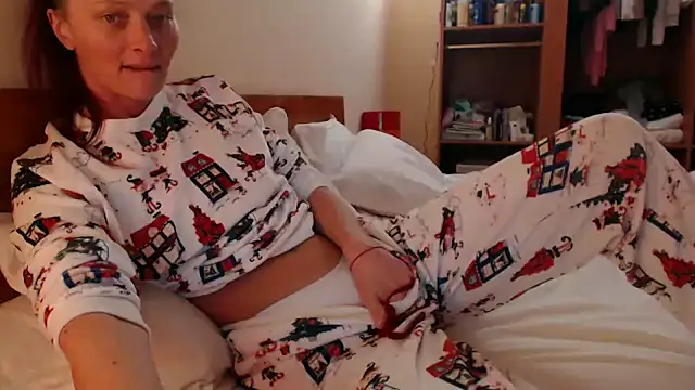 Snapshot of LovelyAndraGirl chatting on March 2025 02:36:02 PM LovelyAndraGirl online show from March 2025 02:36:02 PM