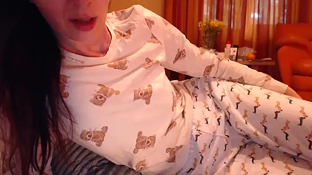 LovelyAndraGirl online show from May 2026 01:50:01 PM