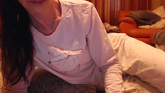LovelyAndraGirl online show from June 2026 03:23:02 AM
