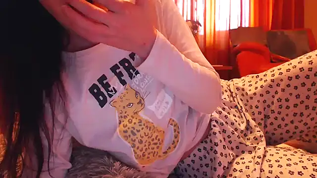 LovelyAndraGirl online show from March 2026 06:38:02 AM