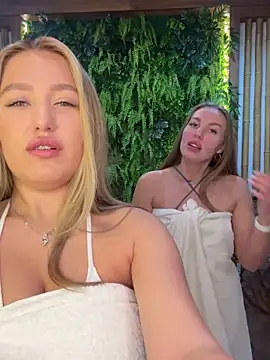 Kelly Hardy online show from November 2025 02:22:02 AM