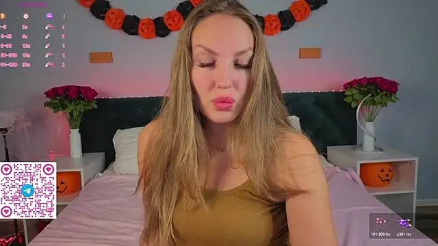 Kelly Hardy online show from November 2025 01:10:02 AM