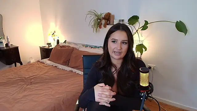 Lenas Room online show from March 2026 07:23:01 AM