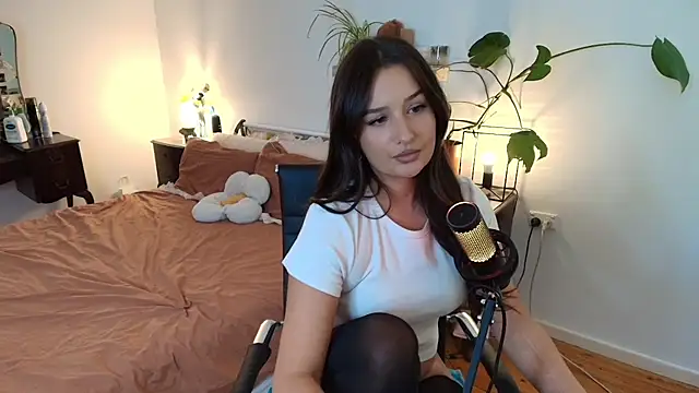 Lenas Room online show from March 2026 07:22:02 AM