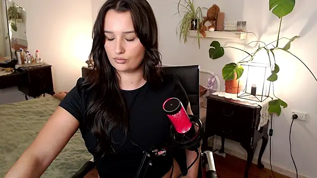 Lenas Room online show from May 2026 05:51:01 AM