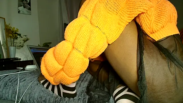 t-NaughtyLicia online show from March 2026 05:56:01 AM