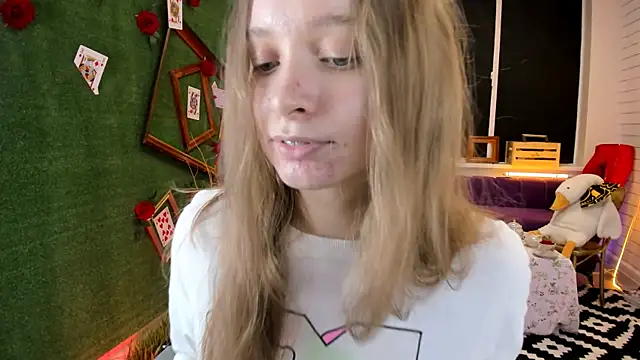 MayaSinabon online show from February 2025 12:28:01 PM