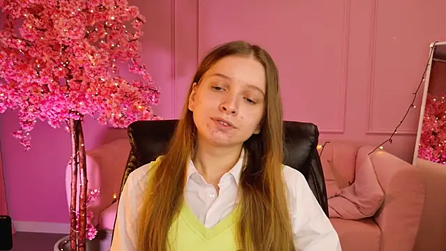 MayaSinabon online show from March 2025 09:17:02 AM
