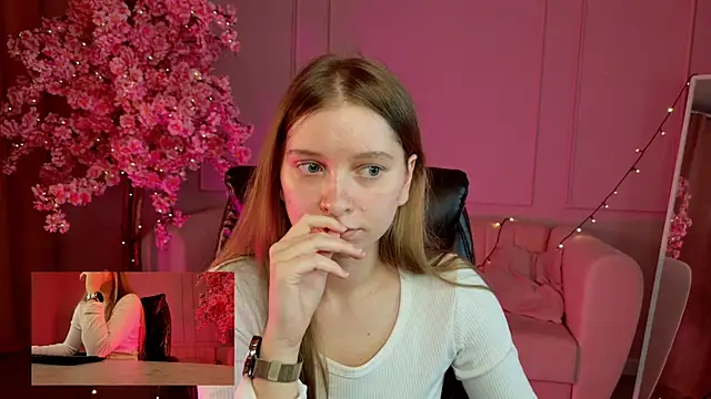 MayaSinabon online show from March 2025 12:06:02 PM