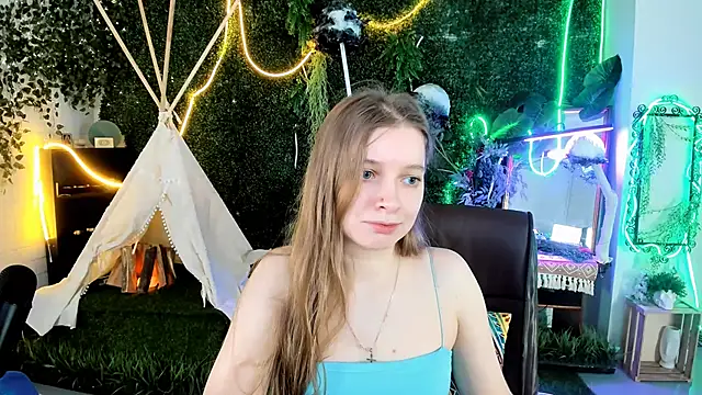 MayaSinabon online show from October 2025 09:10:02 AM