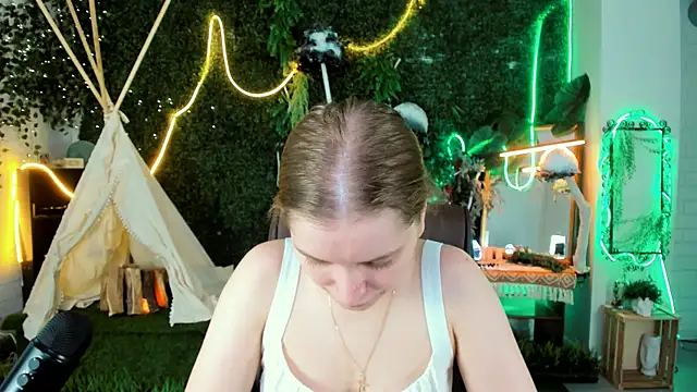 MayaSinabon online show from September 2025 09:09:02 AM